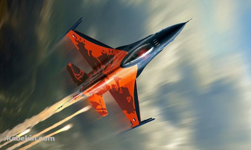 かっこいい戦闘機 F-16の壁紙(800px x 480px) 高画質 PC・デスクトップ用