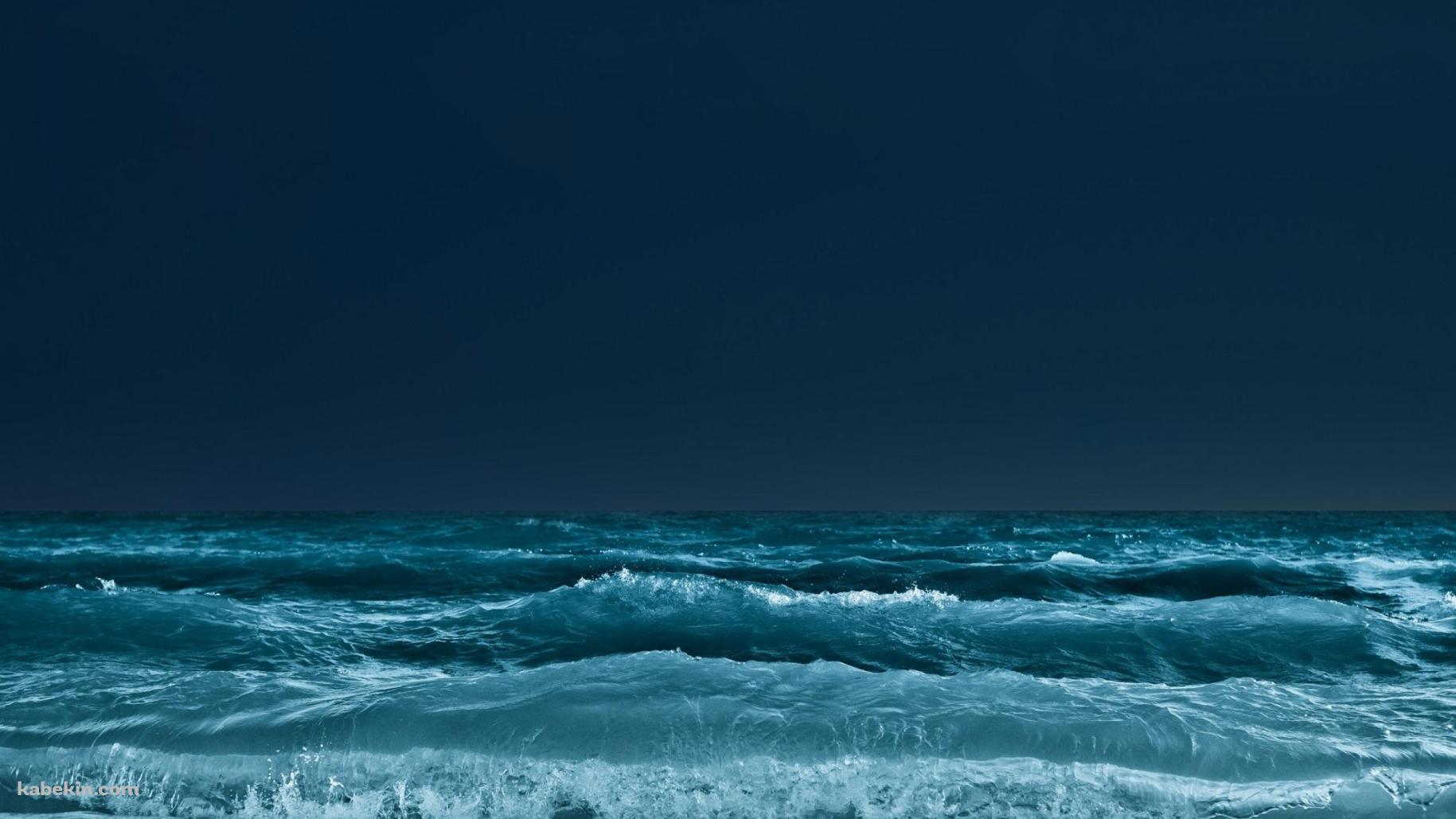 夜の海 押し寄せる波の壁紙(1829px x 1029px) 高画質 PC・デスクトップ用