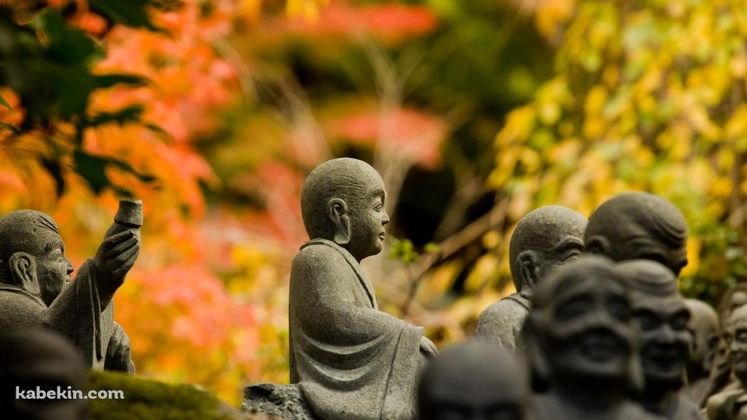 小さな仏像の壁紙(1051px x 591px) 高画質 PC・デスクトップ用
