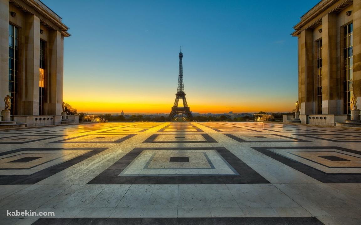 フランス / パリ / エッフェル塔の壁紙(1152px x 720px) 高画質 PC・デスクトップ用