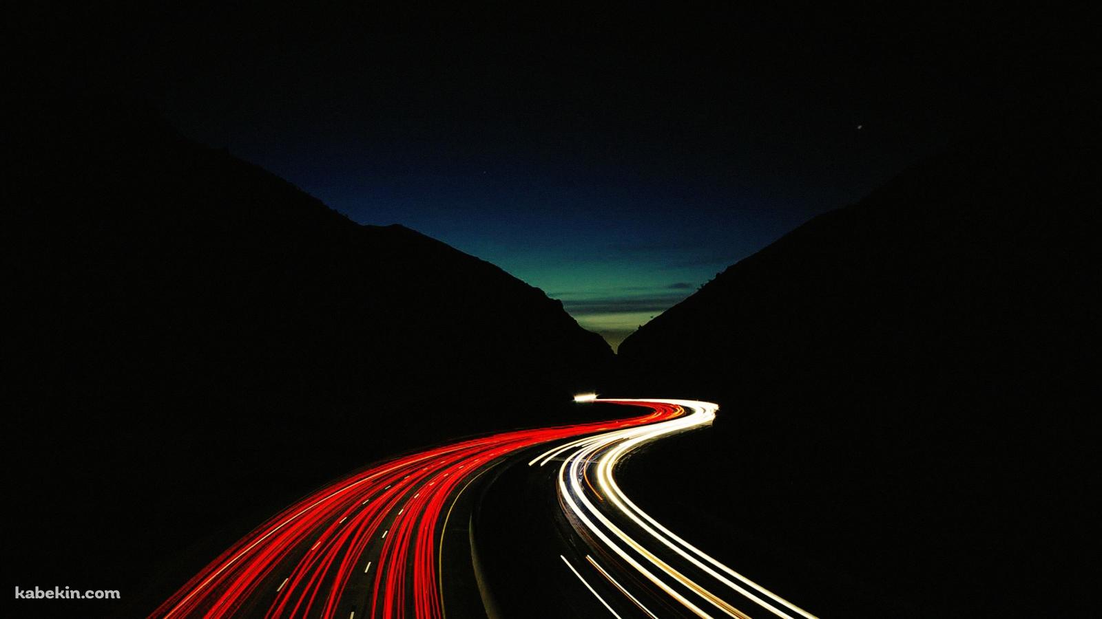 夜の高速道路の壁紙(1600px x 900px) 高画質 PC・デスクトップ用