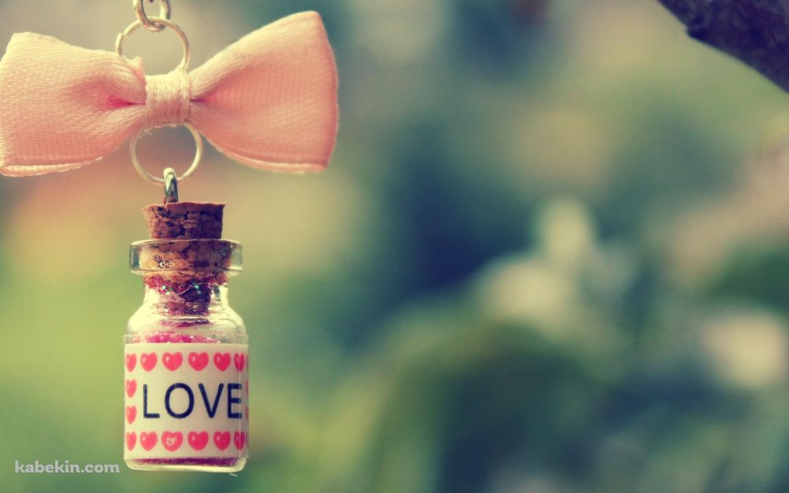 LOVEの小瓶の壁紙(1152px x 720px) 高画質 PC・デスクトップ用
