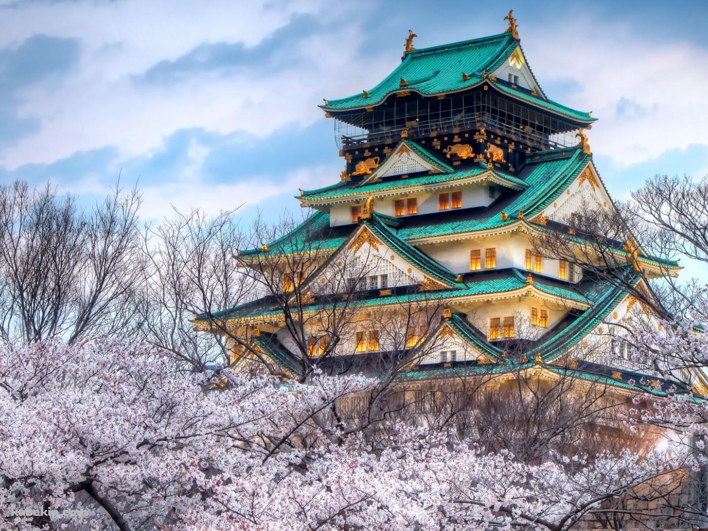 桜と城の壁紙(1400px x 1050px) 高画質 PC・デスクトップ用