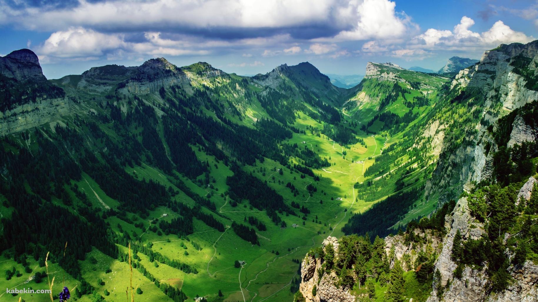 スイスの渓谷の壁紙(1829px x 1029px) 高画質 PC・デスクトップ用