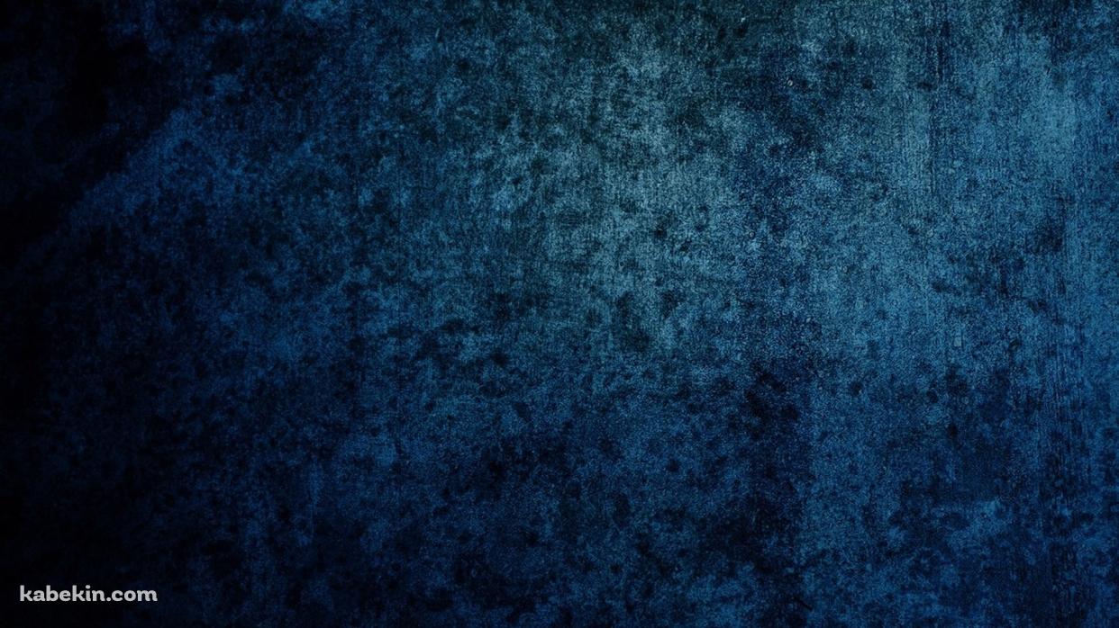 濃紺の汚れた壁のテクスチャーの壁紙(1242px x 698px) 高画質 PC・デスクトップ用