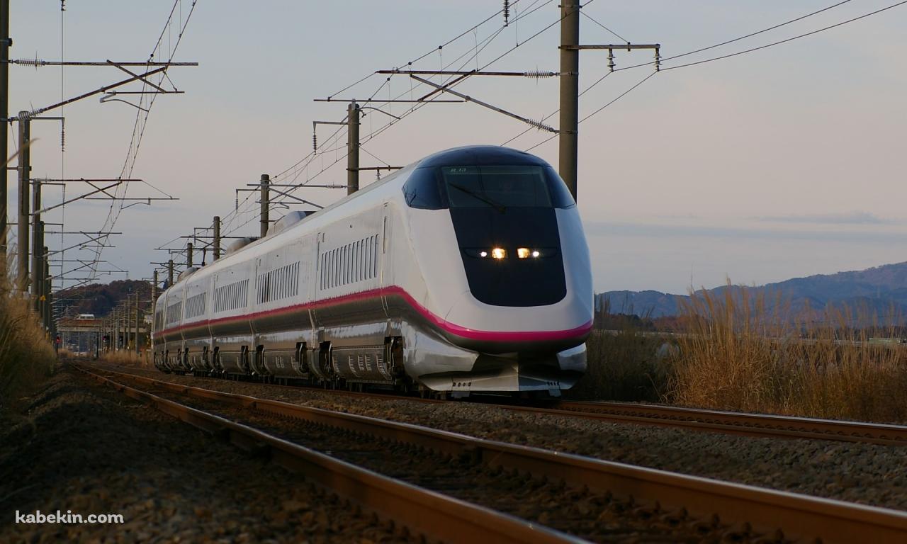 かっこいい電車の壁紙(1280px x 768px) 高画質 PC・デスクトップ用