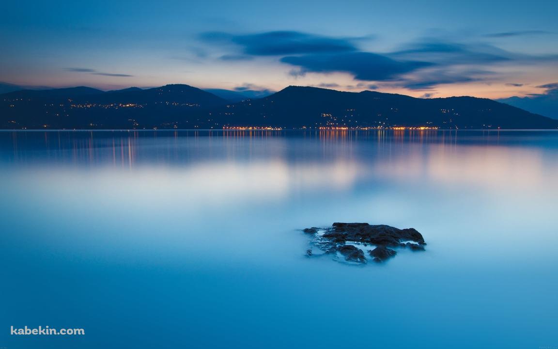 凍てつく湖の壁紙(1152px x 720px) 高画質 PC・デスクトップ用