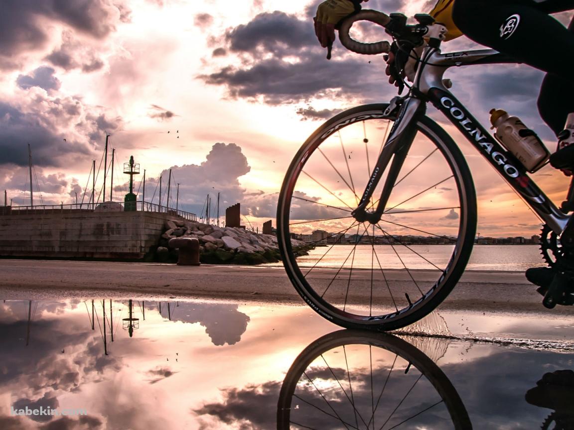 鏡面する自転車の壁紙(1152px x 864px) 高画質 PC・デスクトップ用