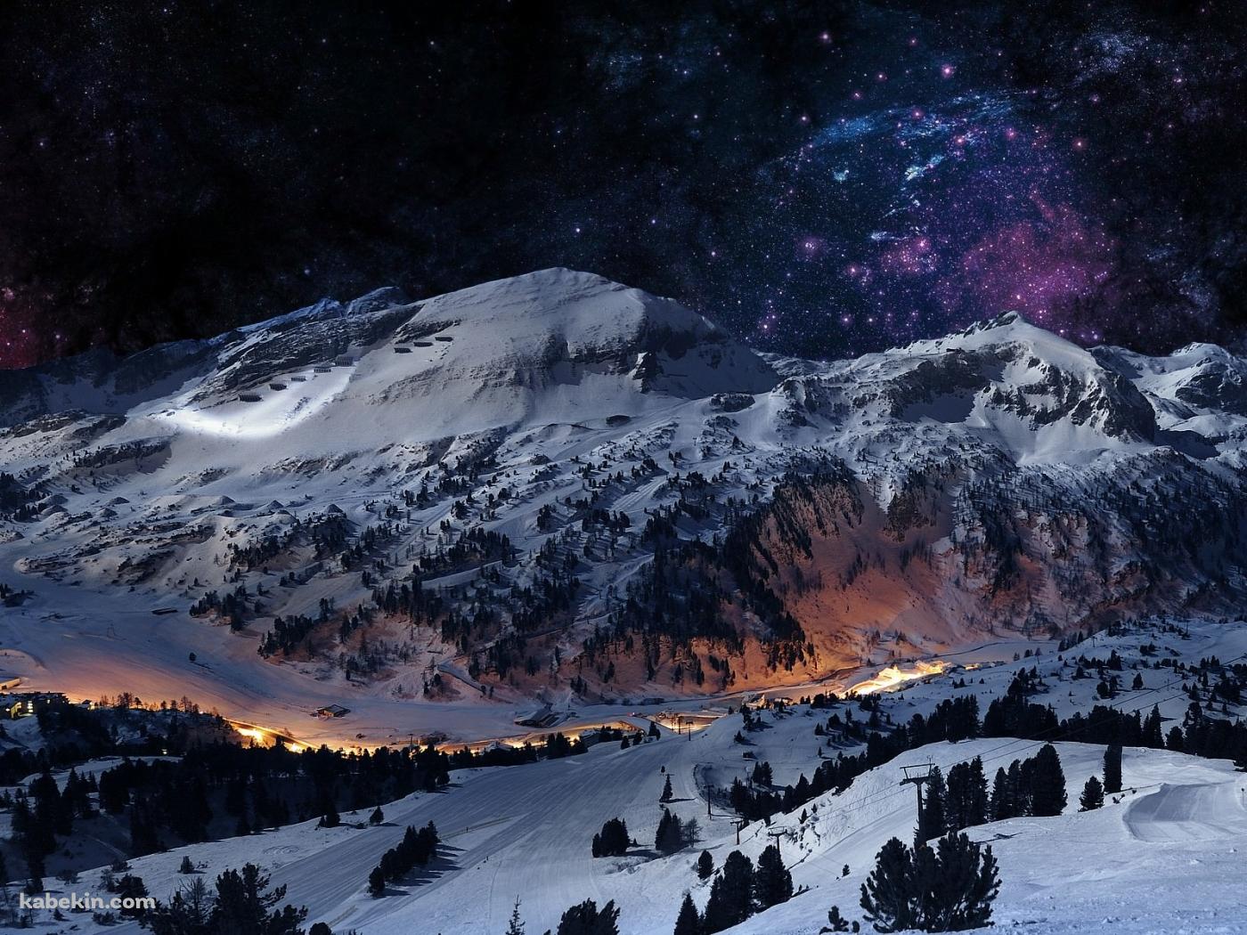星空と白い山々の壁紙(1400px x 1050px) 高画質 PC・デスクトップ用