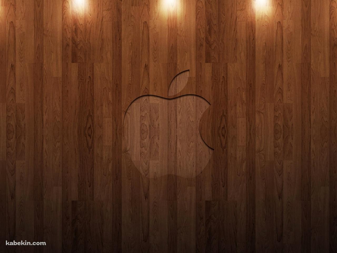 ライトアップされたウッド Appleロゴの壁紙(1280px x 960px) 高画質 PC・デスクトップ用