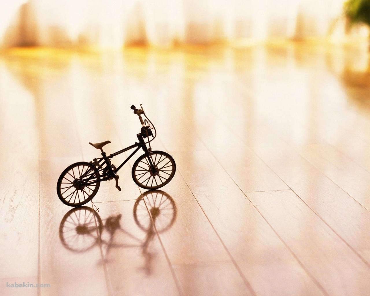 ミニチュアの自転車の壁紙(1280px x 1024px) 高画質 PC・デスクトップ用
