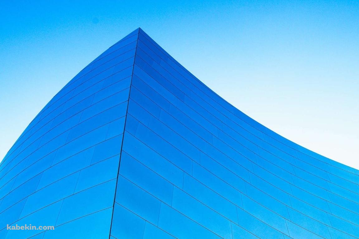 青の建物の壁紙(1152px x 768px) 高画質 PC・デスクトップ用