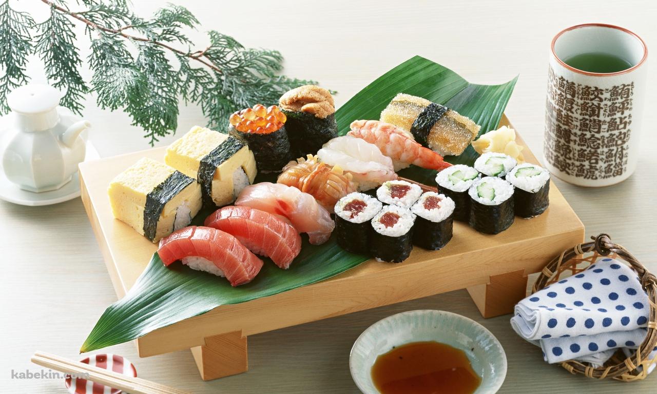 寿司 タマゴ イクラ ウニ マグロ 海老 ウニ 鉄火巻 かっぱ巻き 醤油 あがりの壁紙(1280px x 768px) 高画質 PC・デスクトップ用