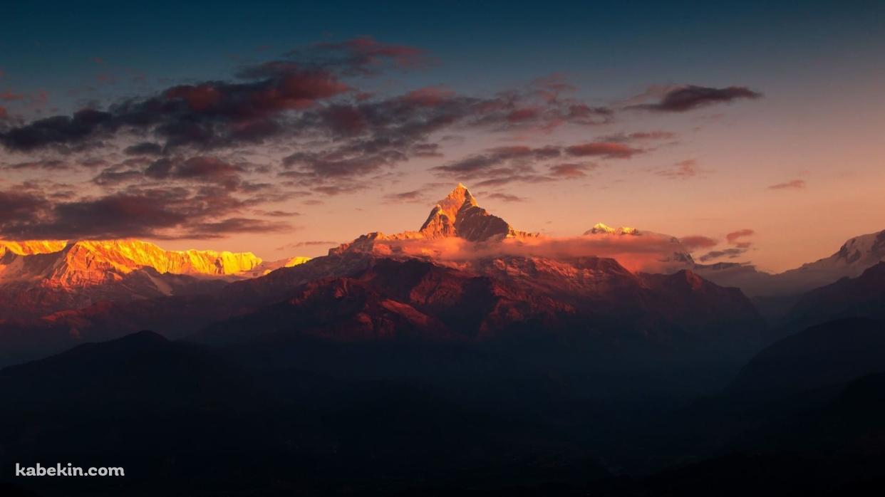 ヒマラヤ山脈 夕暮れの壁紙(1242px x 698px) 高画質 PC・デスクトップ用