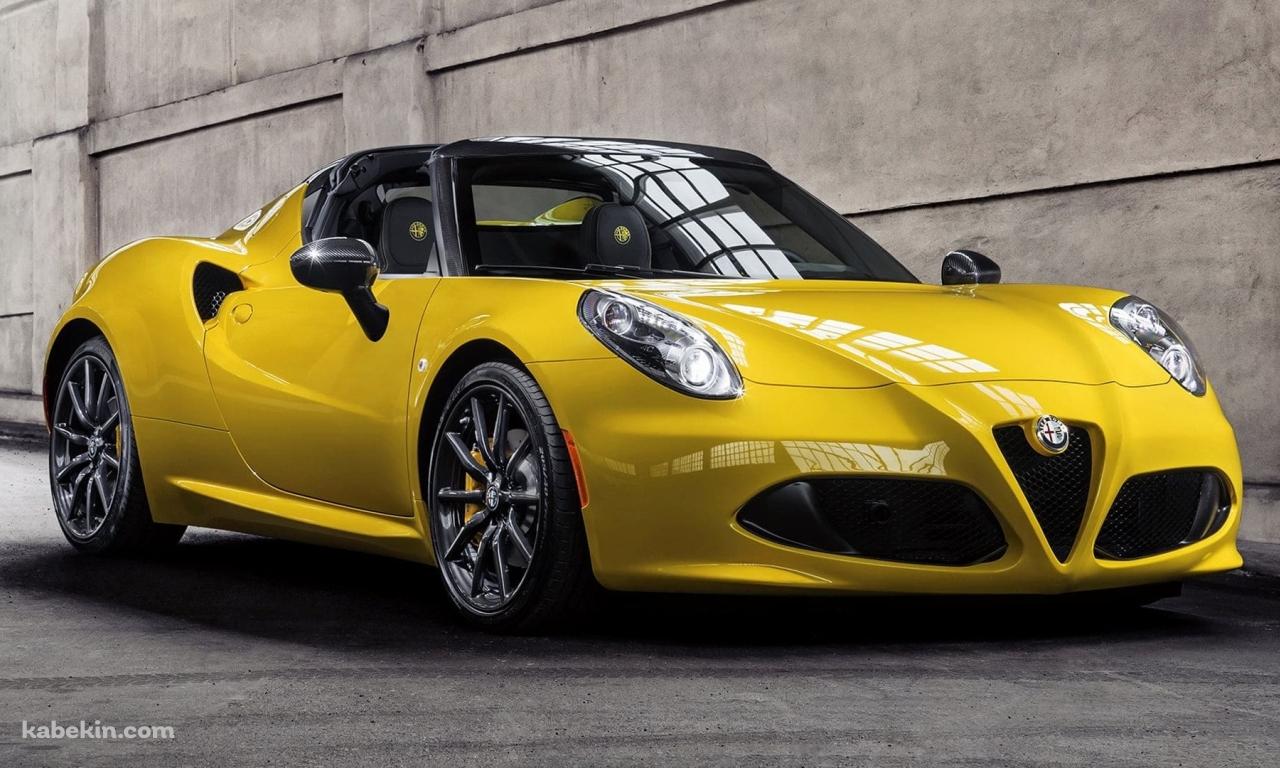停車中のアルファ ロメオ 4Cスパイダー 黄色の壁紙(1280px x 768px) 高画質 PC・デスクトップ用