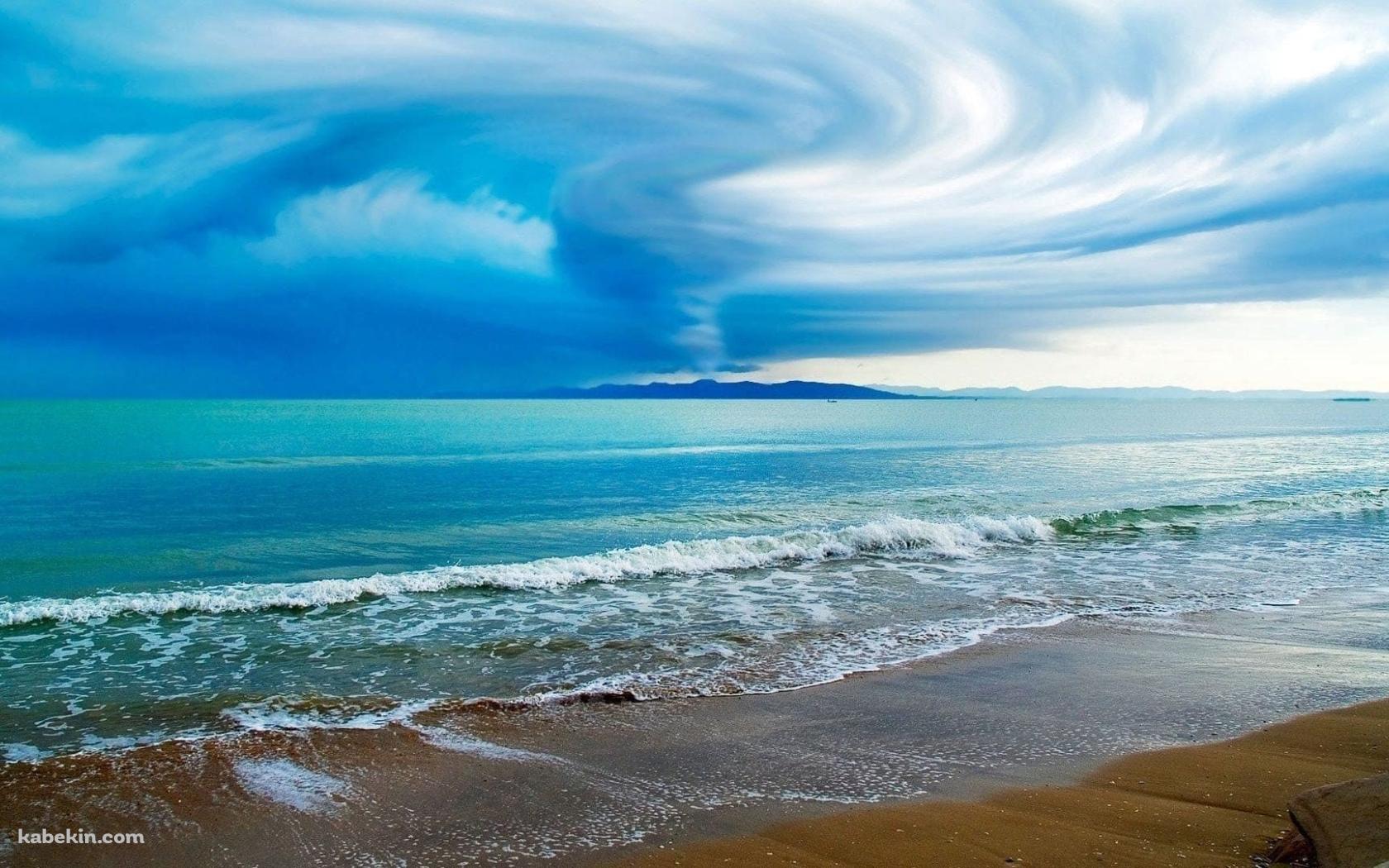 海と竜巻 タイフーンの壁紙(1680px x 1050px) 高画質 PC・デスクトップ用