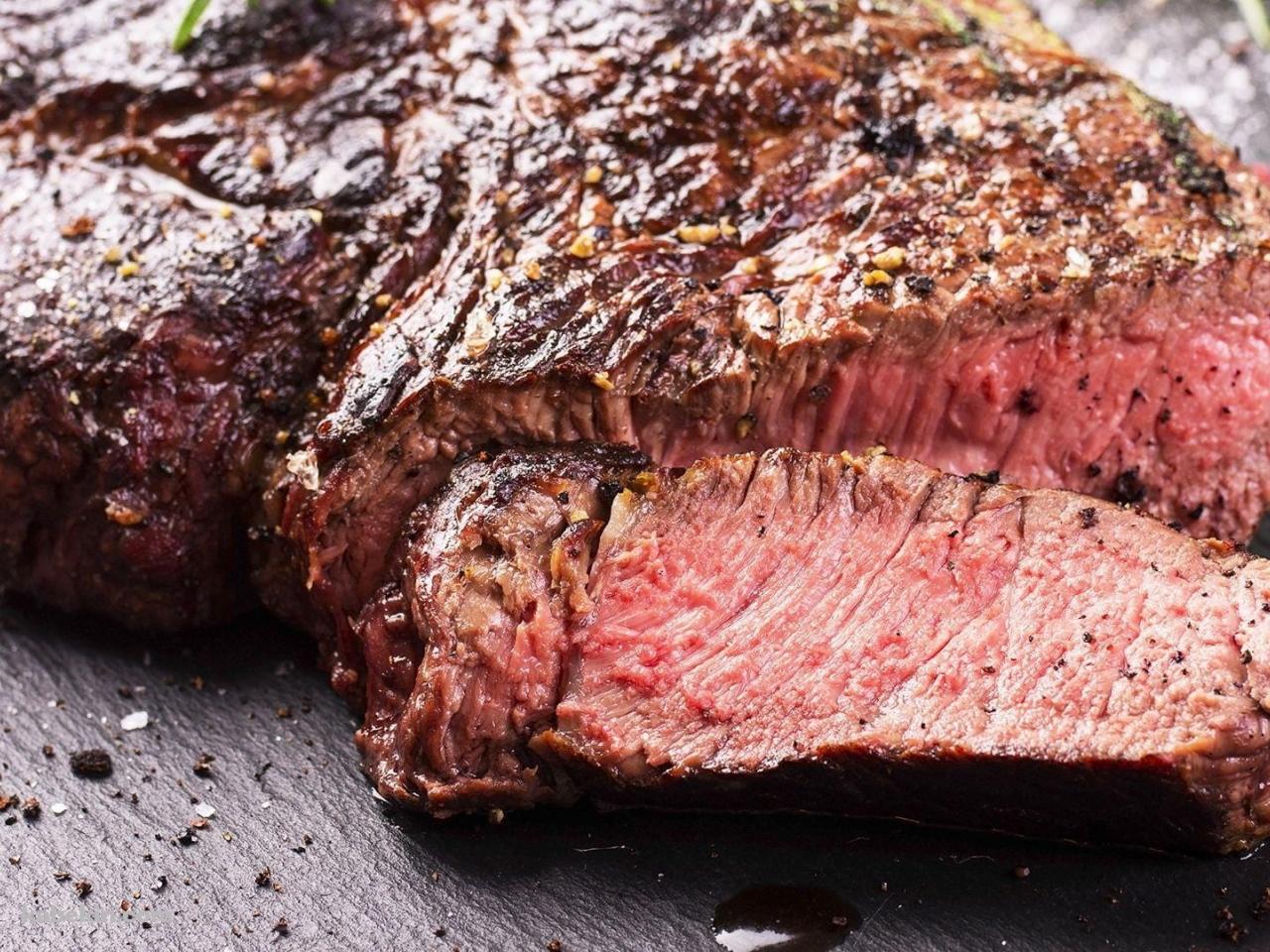 美味しそうなステーキ / 牛肉 / 和牛の壁紙(1280px x 960px) 高画質 PC・デスクトップ用