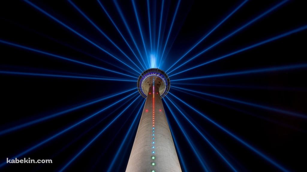 ライン塔 / ドイツ / デュッセルドルフの壁紙(1024px x 576px) 高画質 PC・デスクトップ用
