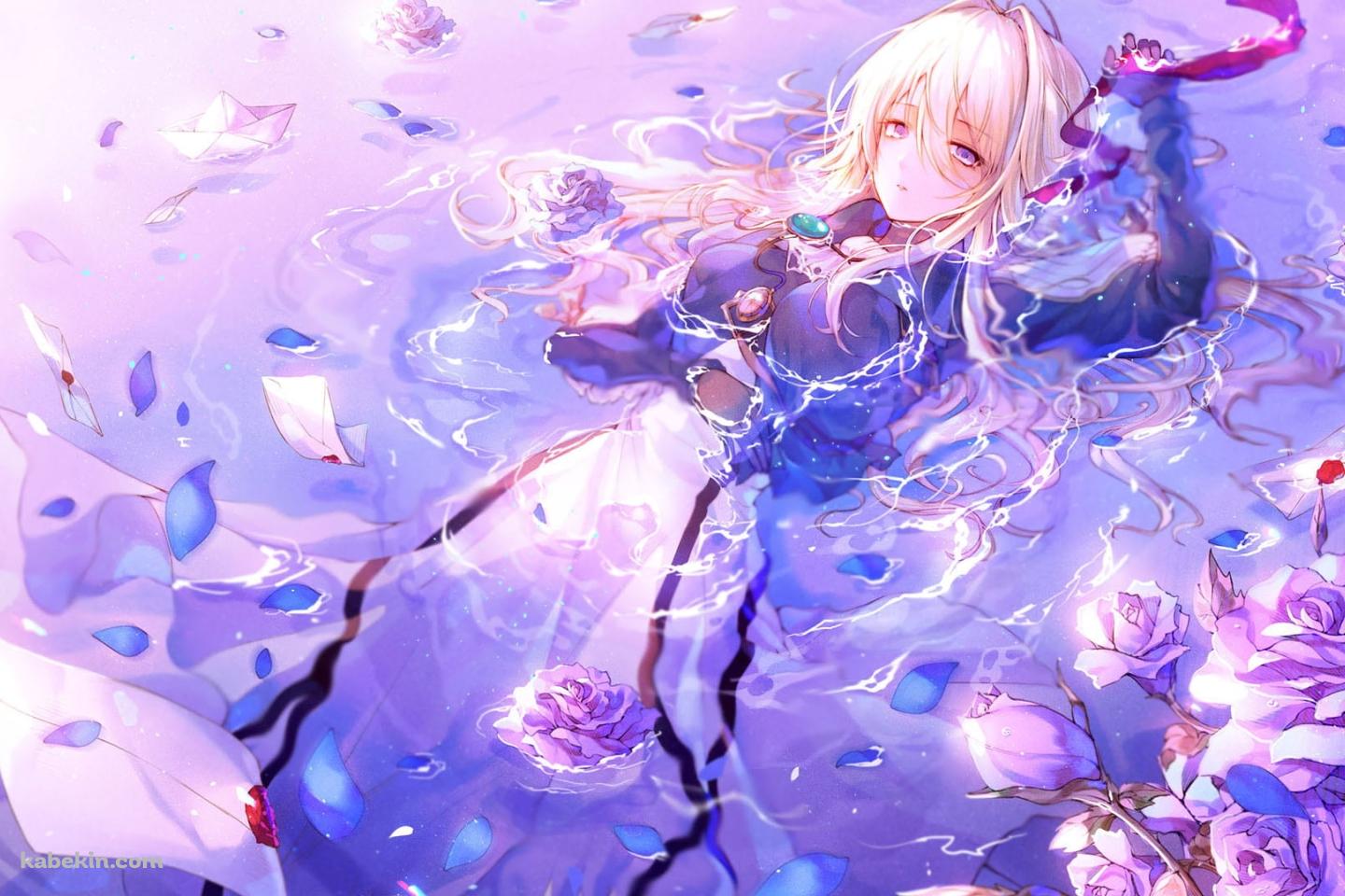 ヴァイオレット・エヴァーガーデン / 薔薇が浮かぶ水面 / 綺麗 / ファンアートの壁紙(1440px x 960px) 高画質 PC・デスクトップ用
