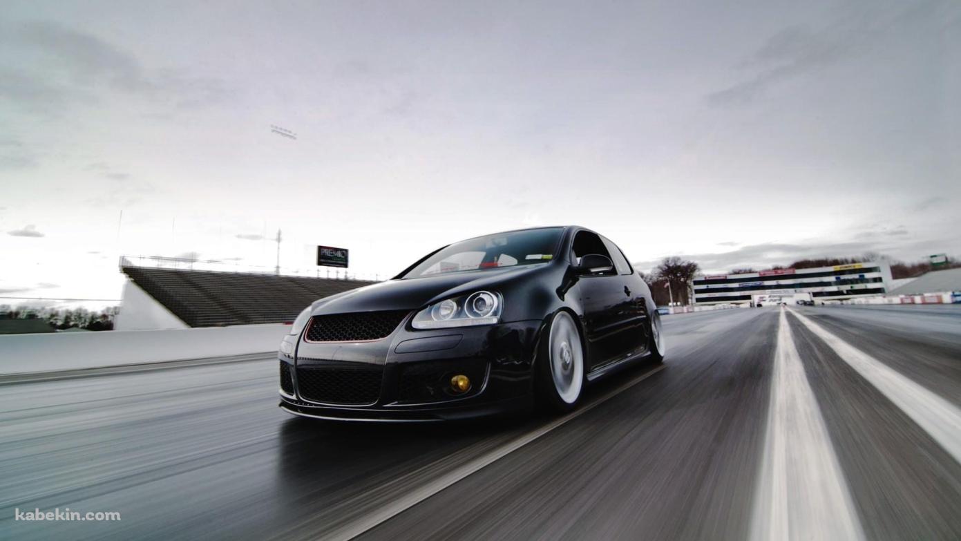 GOLF 5 GTI / 黒の壁紙(1391px x 783px) 高画質 PC・デスクトップ用