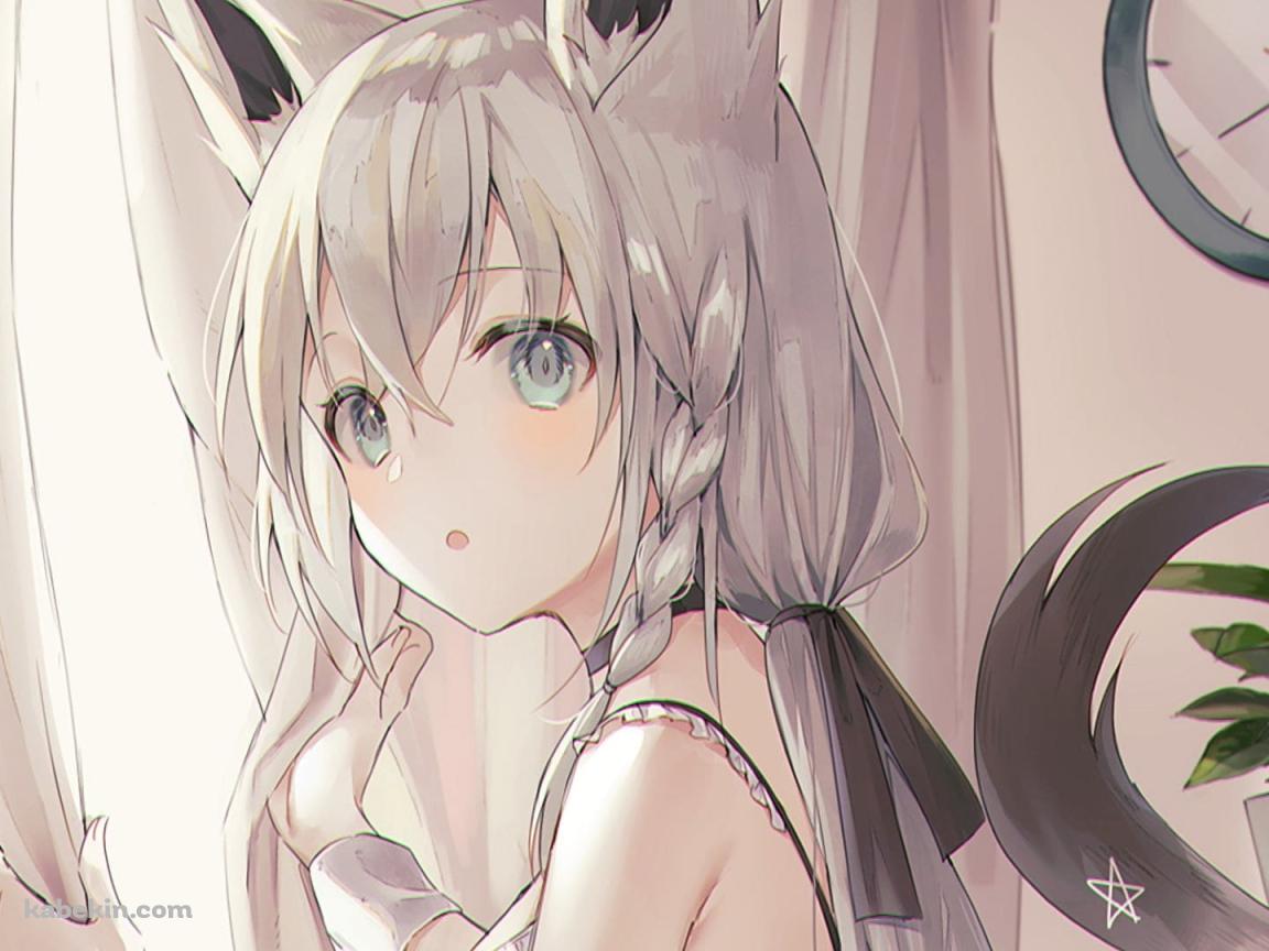 カーテンを持ちながらこちらを振り返る白上フブキ / バーチャルYouTuber / ホロライブの壁紙(1152px x 864px) 高画質 PC・デスクトップ用