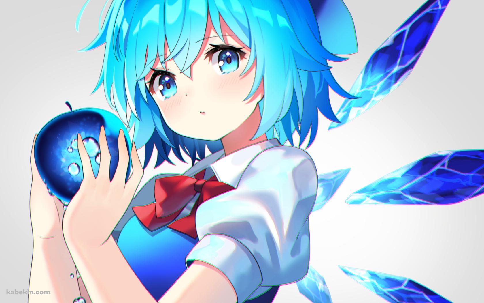 青いリンゴを持つチルノ / かわいい / 東方 / ファンアート / イラストの壁紙(1680px x 1050px) 高画質 PC・デスクトップ用