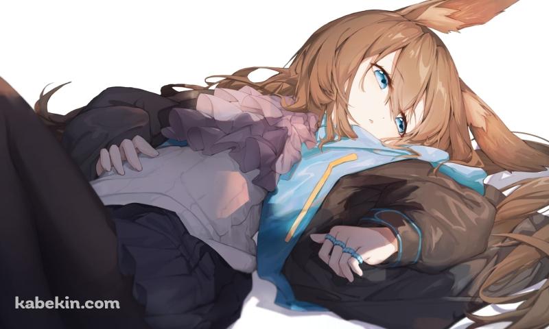 仰向けのアーミヤ / アークナイツ / ファンアート / イラストの壁紙(800px x 480px) 高画質 PC・デスクトップ用