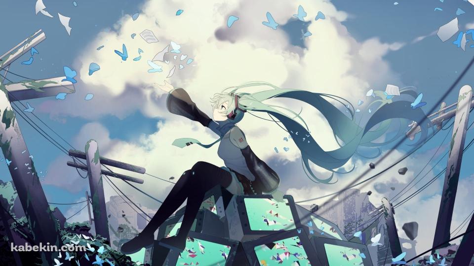 沢山のテレビの上に座る初音ミク / 青い蝶 / 破壊された街 / ボカロ / ボーカロイド / ファンアート / イラストの壁紙(960px x 540px) 高画質 PC・デスクトップ用