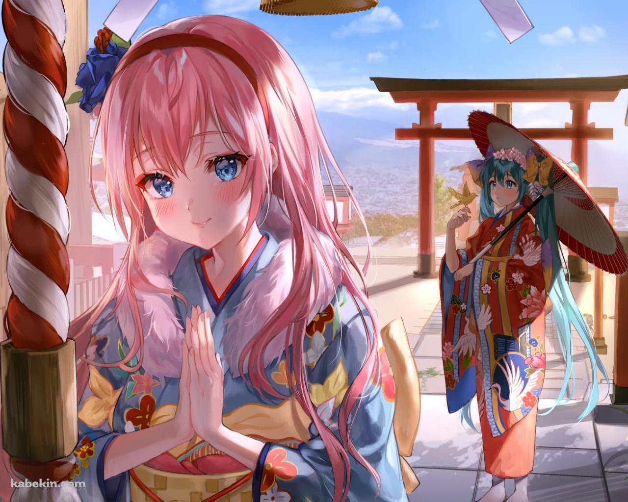 神社にお参りをする初音ミクと巡音ルカ / 初詣 / 祈願 / 赤い鳥居 / 賽銭箱 / ファンアート / イラストの壁紙(1280px x 1024px) 高画質 PC・デスクトップ用
