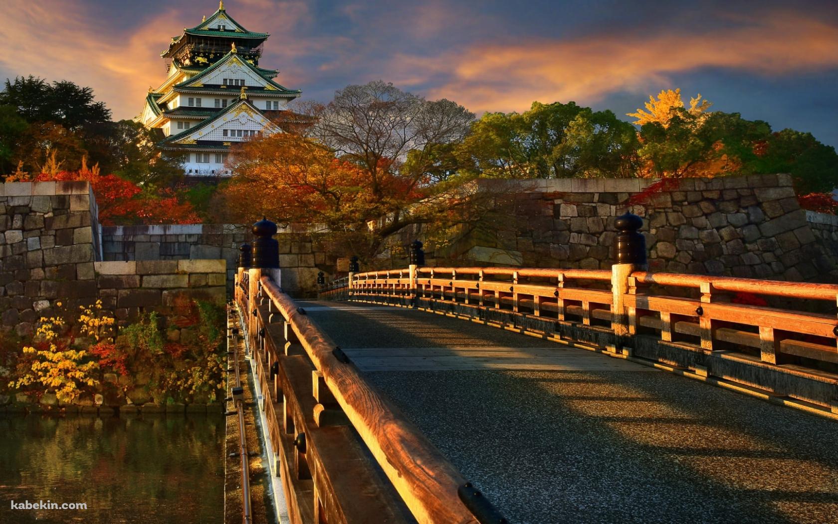 秋の大阪城 / 天守閣 / 大阪堺筋本町 / 豊臣秀吉 / 築城年 1583年 / 重要文化財 / 日本の壁紙(1680px x 1050px) 高画質 PC・デスクトップ用