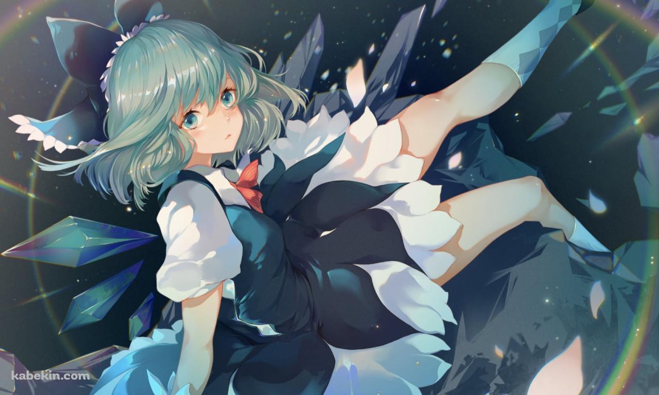 こちらを見上げる可愛いチルノ / 東方の壁紙(1280px x 768px) 高画質 PC・デスクトップ用