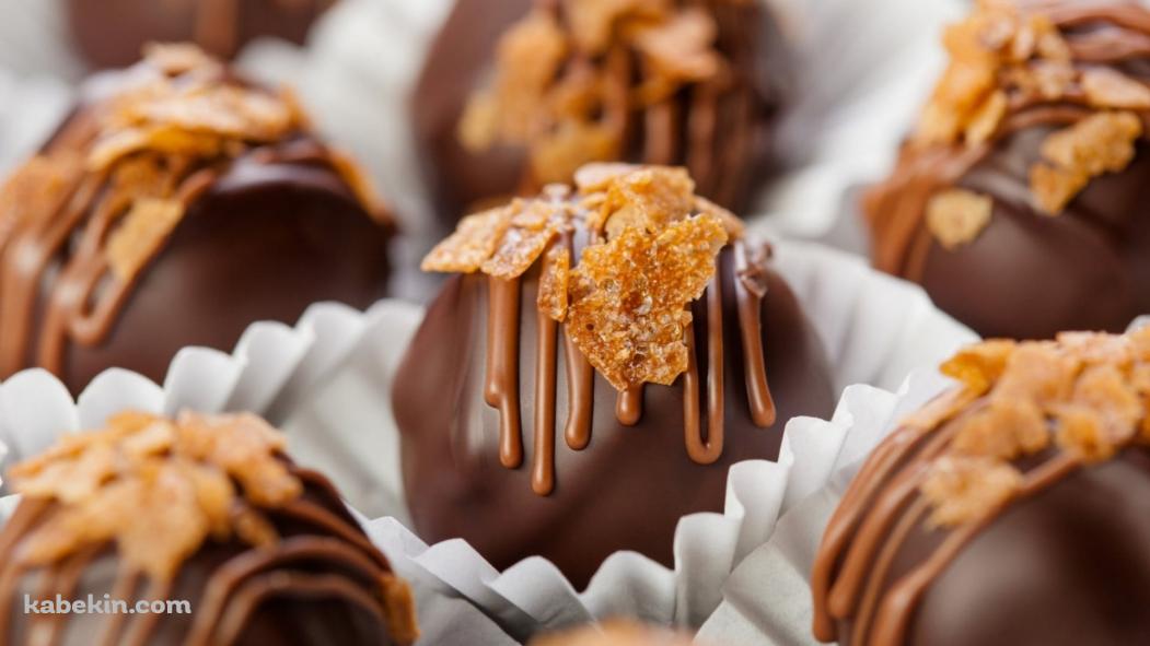甘いベルギーチョコ / スイーツ / お菓子の壁紙(1051px x 591px) 高画質 PC・デスクトップ用