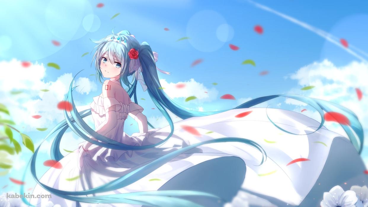 赤い花びらと緑の草が舞う中で白いドレスを着た可愛い初音ミク / ボカロ / ボーカロイドの壁紙(1242px x 698px) 高画質 PC・デスクトップ用