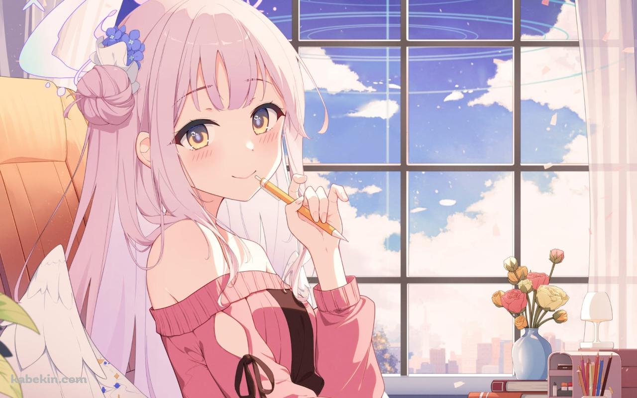 窓辺で物書きをする可愛い聖園ミカ（みその みか） / 花瓶に入った花 / 黄色いシャーペン / ブルアカ / ブルーアーカイブの壁紙(1280px x 800px) 高画質 PC・デスクトップ用