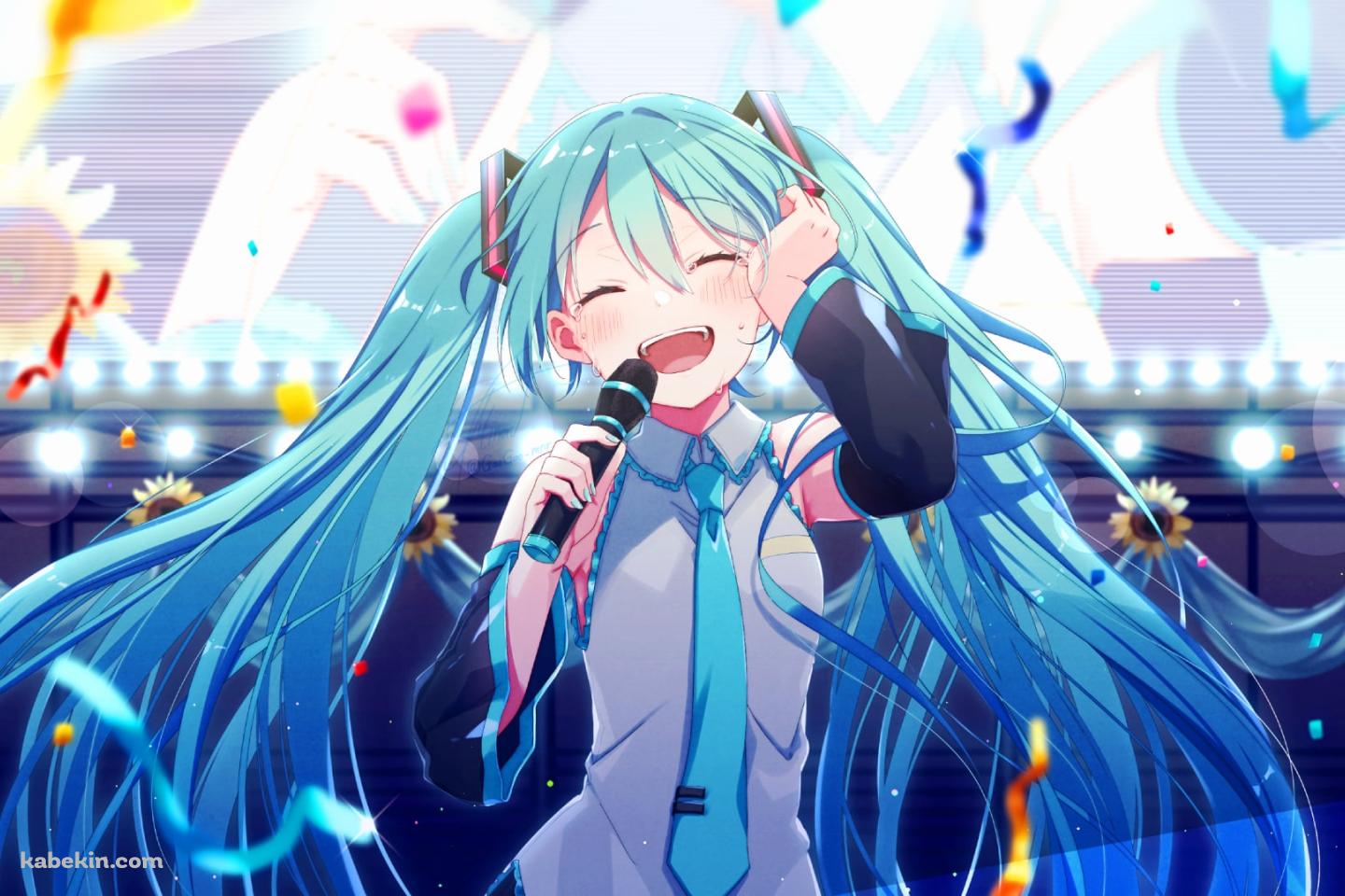 紙吹雪舞うステージ上でめちゃくちゃ楽しそうに歌を唄う可愛い初音ミク / ボカロ / ボーカロイドの壁紙(1440px x 960px) 高画質 PC・デスクトップ用