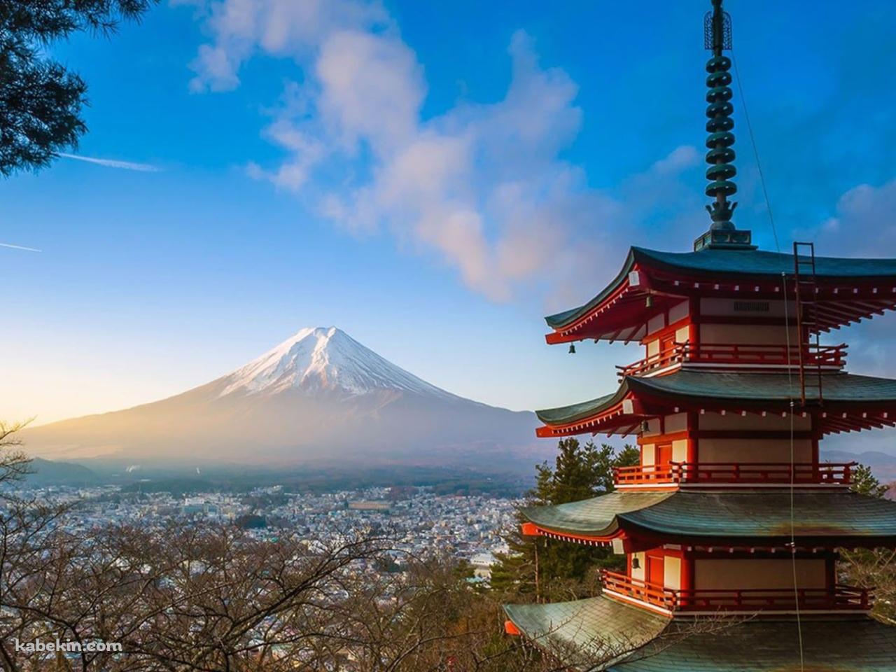 新倉山浅間公園・忠霊塔 / 山梨県富士吉田市 / 富士山 / 日本の壁紙(1280px x 960px) 高画質 PC・デスクトップ用