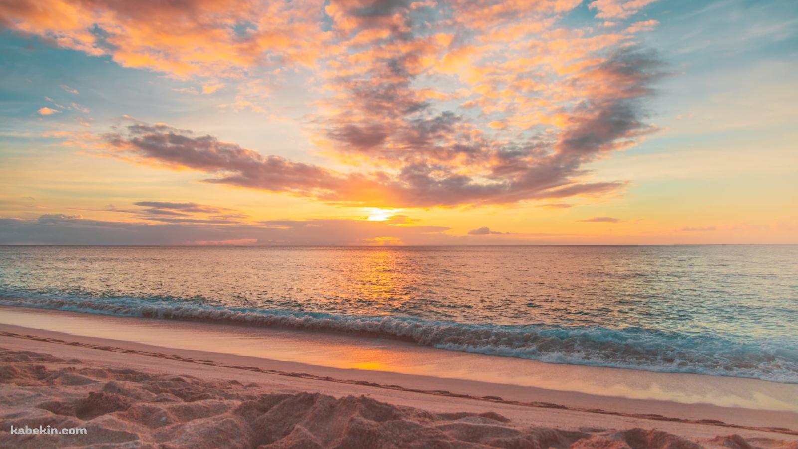 フエルテベントゥラ島 / カナリア諸島の綺麗な海 / 夕陽 / 砂浜 / ビーチの壁紙(1600px x 900px) 高画質 PC・デスクトップ用