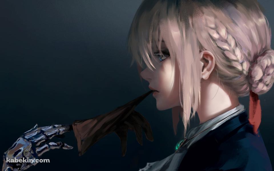 義手から手袋を外すヴァイオレット・エヴァーガーデンの壁紙(960px x 600px) 高画質 PC・デスクトップ用