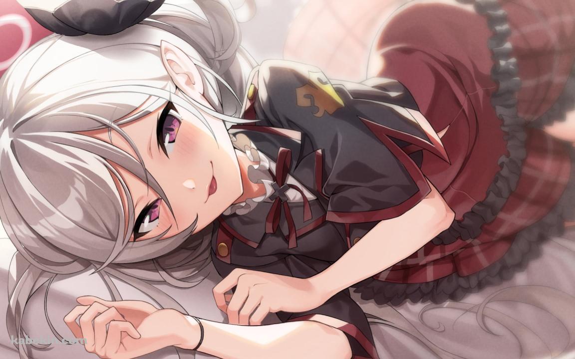 ベッドに寝転び微笑む浅黄ムツキ（あさぎむつき） / ブルアカ / ブルーアーカイブの壁紙(1152px x 720px) 高画質 PC・デスクトップ用