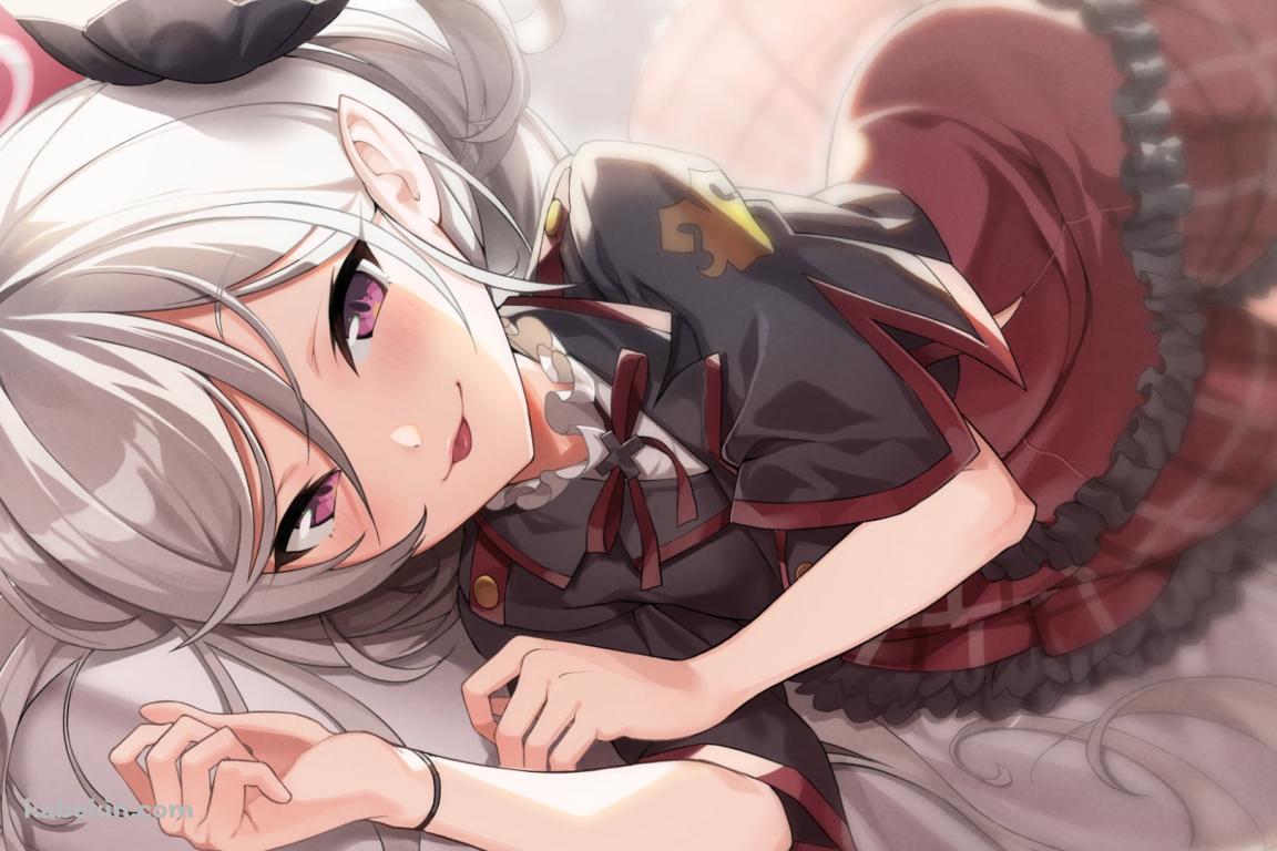 ベッドに寝転び微笑む浅黄ムツキ（あさぎむつき） / ブルアカ / ブルーアーカイブの壁紙(1152px x 768px) 高画質 PC・デスクトップ用