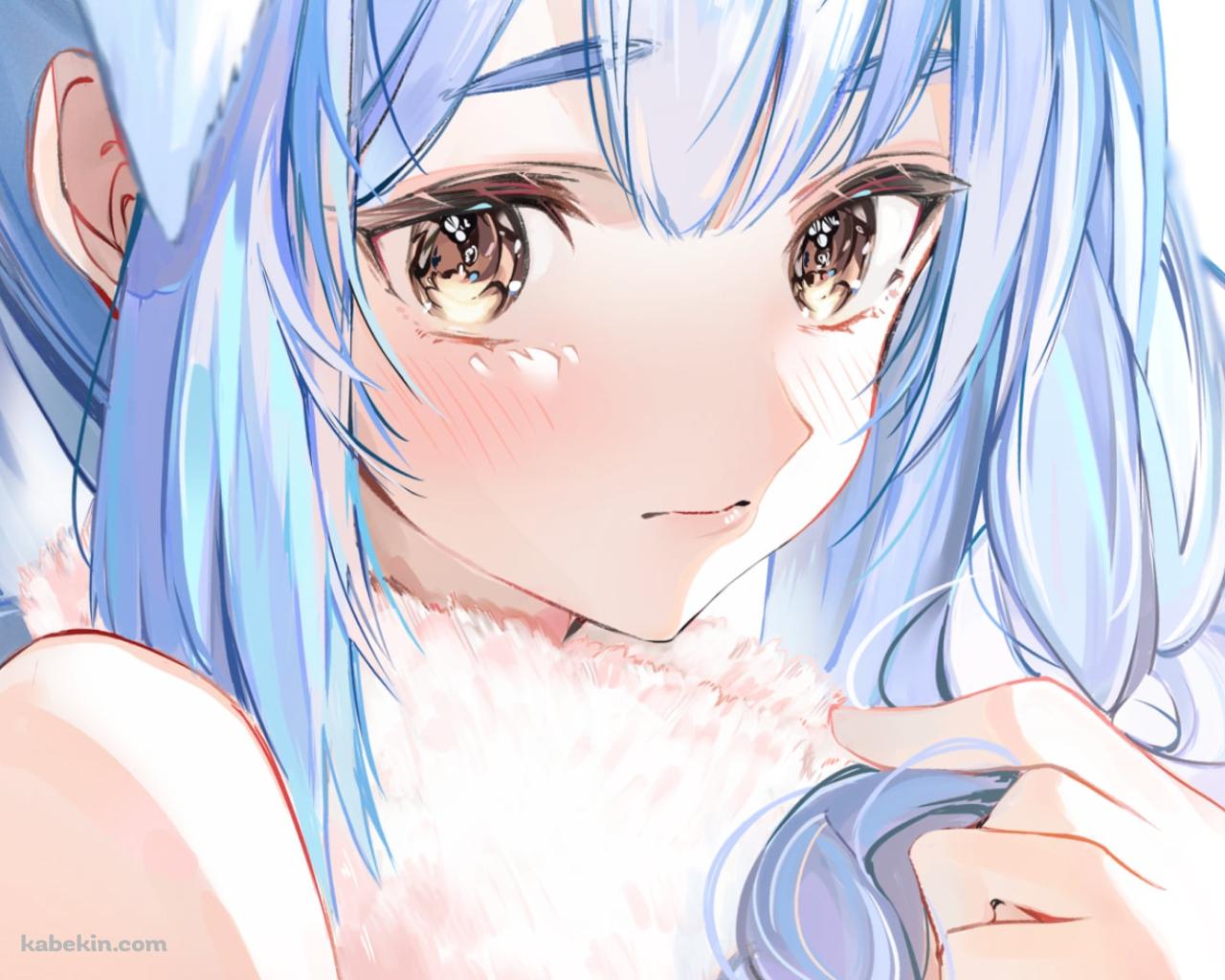 左手の指で髪をいじりながらこちらを見つめる兎田ぺこら / ホロライブ / バーチャルYouTuber / Vtuberの壁紙(1280px x 1024px) 高画質 PC・デスクトップ用