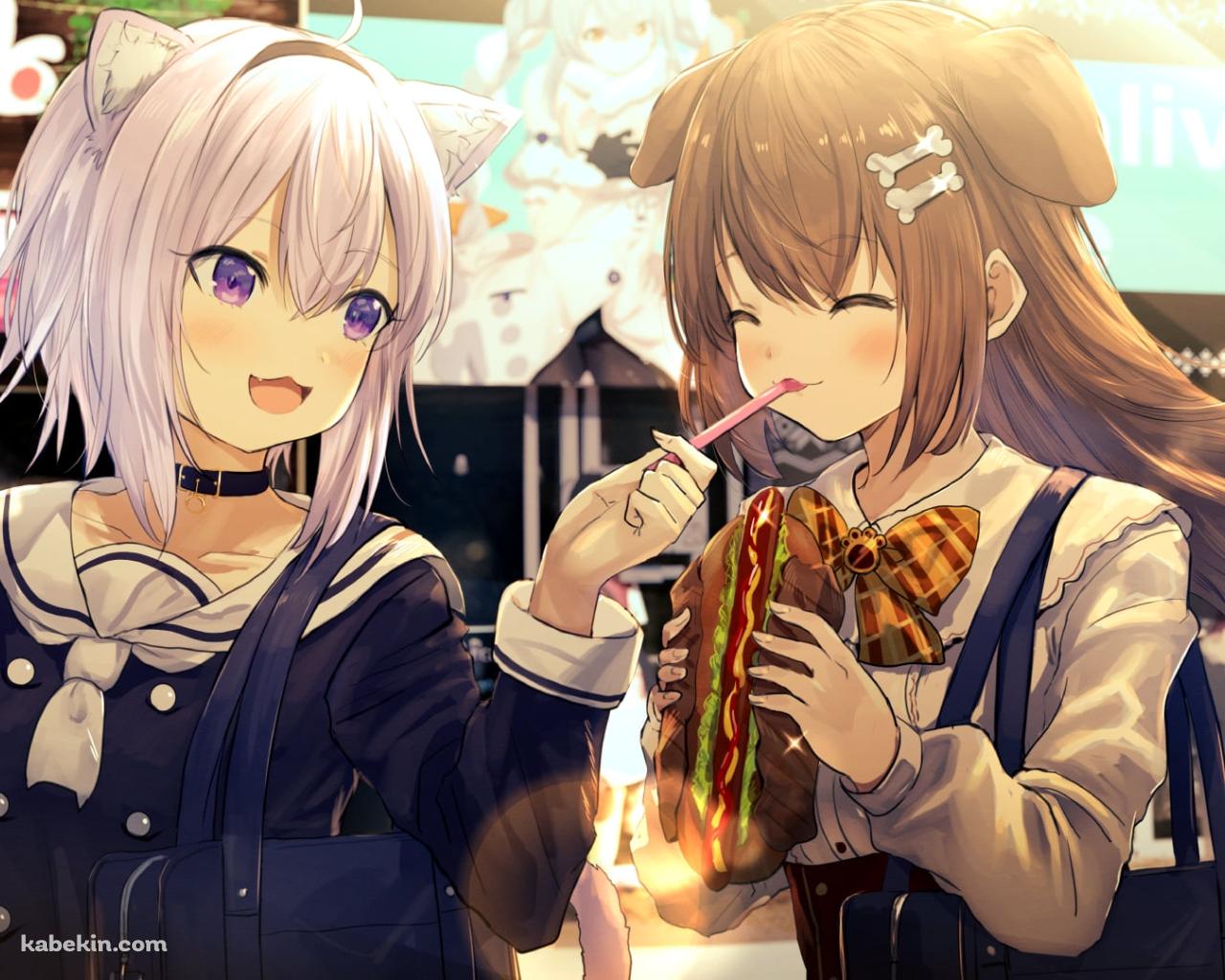 ソフトクリームを持つ猫又おかゆと大きなパンを持つ戌神ころね / ホロライブ / バーチャルYouTuber / Vtuberの壁紙(1280px x 1024px) 高画質 PC・デスクトップ用