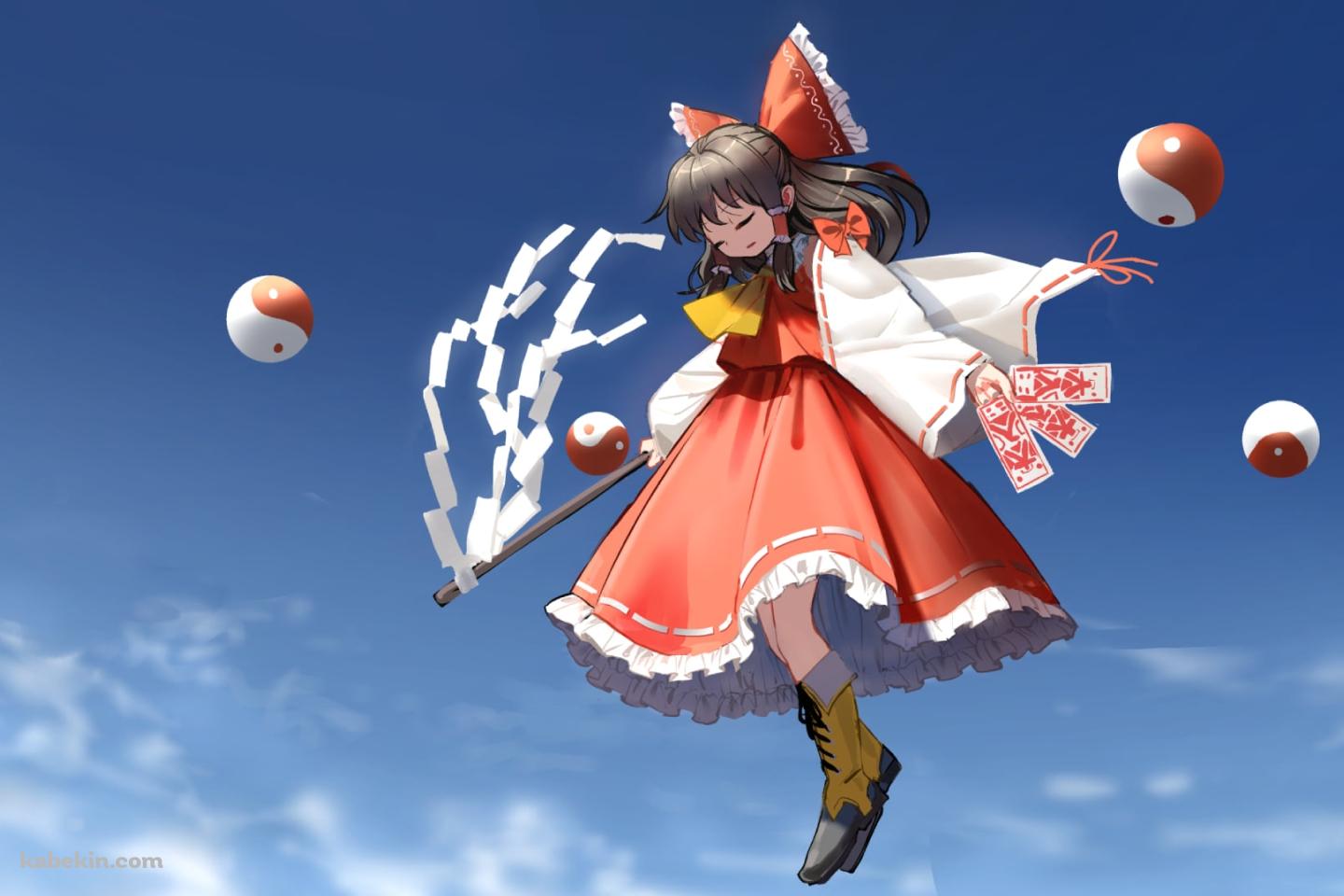 空飛ぶ博麗霊夢 / 東方の壁紙(1440px x 960px) 高画質 PC・デスクトップ用