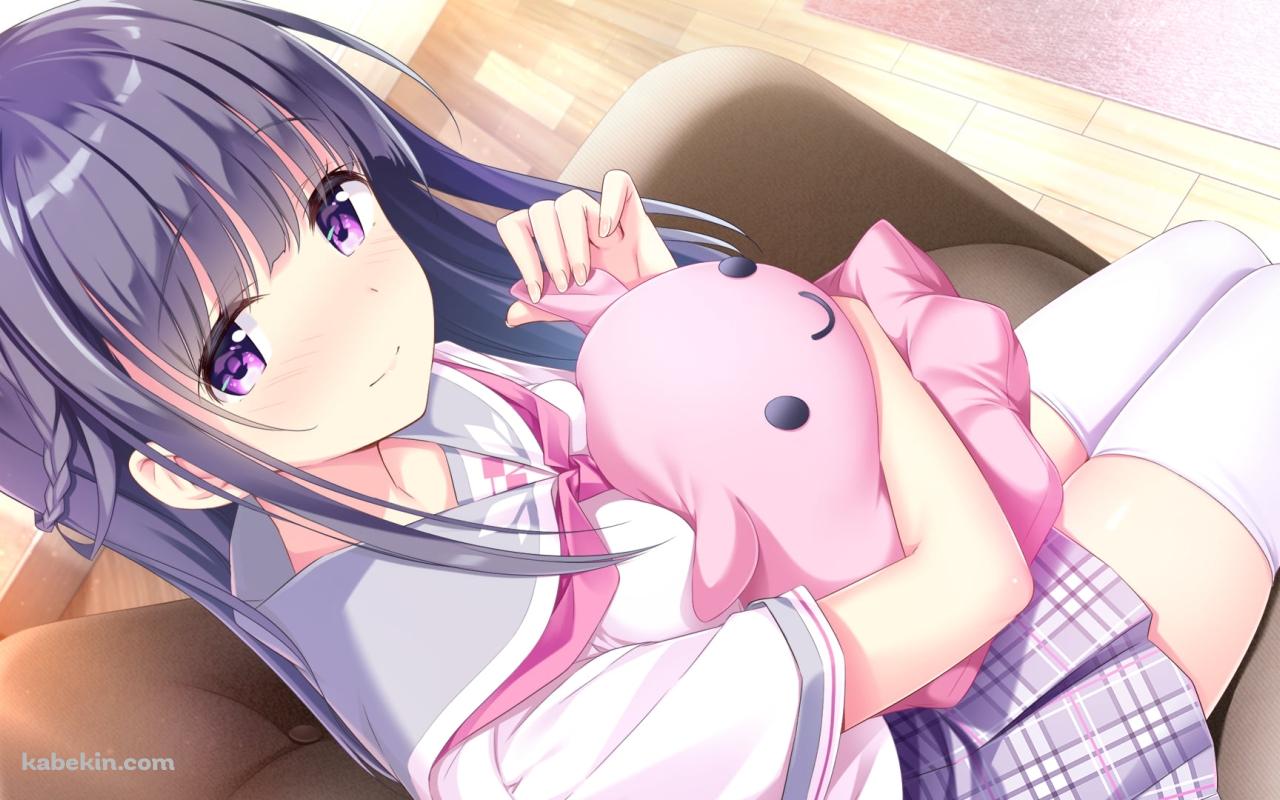 ピンクのぬいぐるみを抱く可愛い坂下唯々菜 / アインシュタインより愛を込めての壁紙(1280px x 800px) 高画質 PC・デスクトップ用