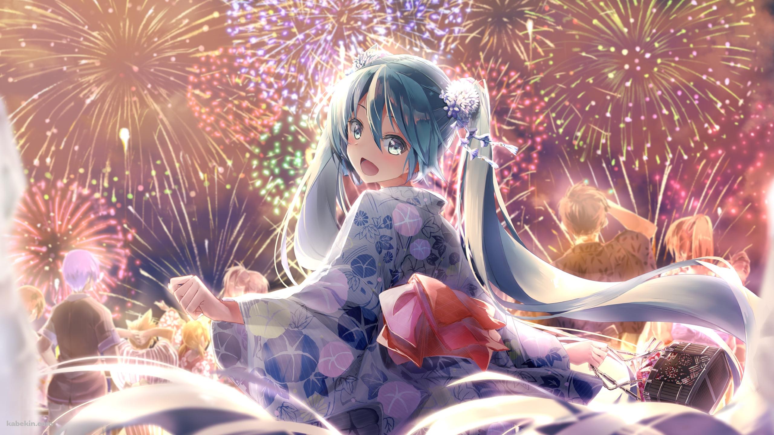 綺麗な花火と浴衣を着て振り返る可愛い初音ミク / ボカロ / ボーカロイドの壁紙(2560px x 1440px) 高画質 PC・デスクトップ用