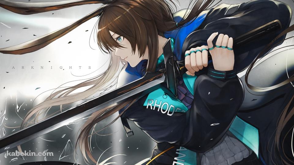 横から見た剣をかまえるアーミヤ / アークナイツの壁紙(960px x 540px) 高画質 PC・デスクトップ用