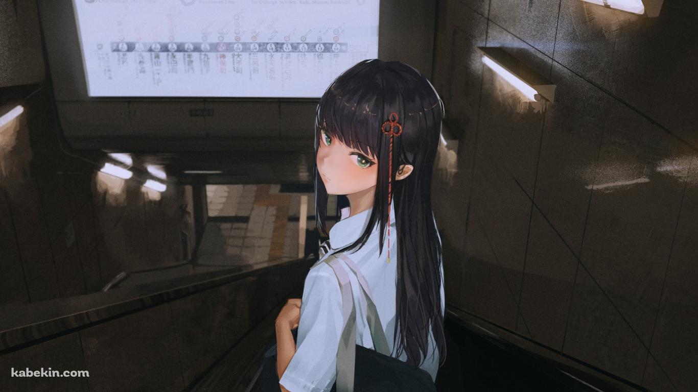 地下鉄の駅に続くエスカレーターに乗りこちらに振り返る可愛い東郷一二三 / セーラー服 / 女子高生 / ペルソナ5の壁紙(1366px x 768px) 高画質 PC・デスクトップ用
