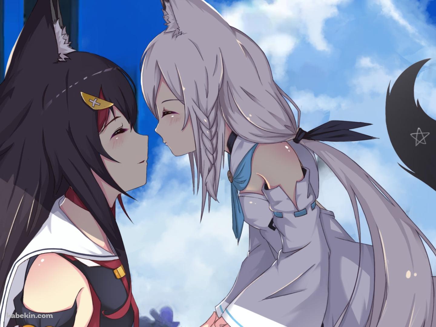 笑顔で顔をあわせる白上フブキ / 大神ミオ / ホロライブ / バーチャルYouTuber / Vtuberの壁紙(1440px x 1080px) 高画質 PC・デスクトップ用