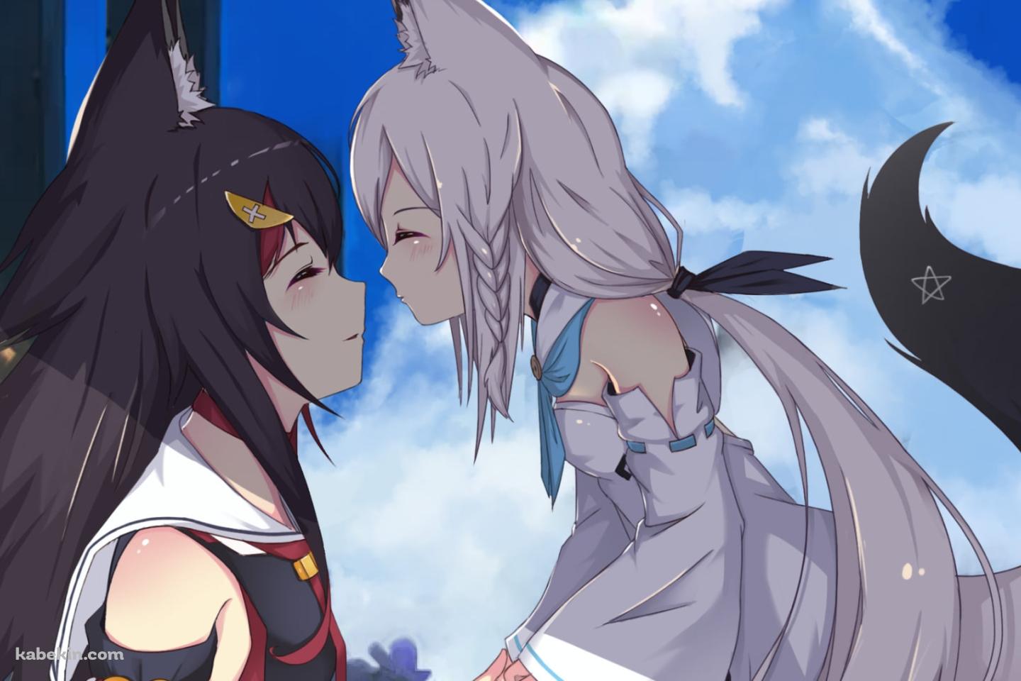 笑顔で顔をあわせる白上フブキ / 大神ミオ / ホロライブ / バーチャルYouTuber / Vtuberの壁紙(1440px x 960px) 高画質 PC・デスクトップ用