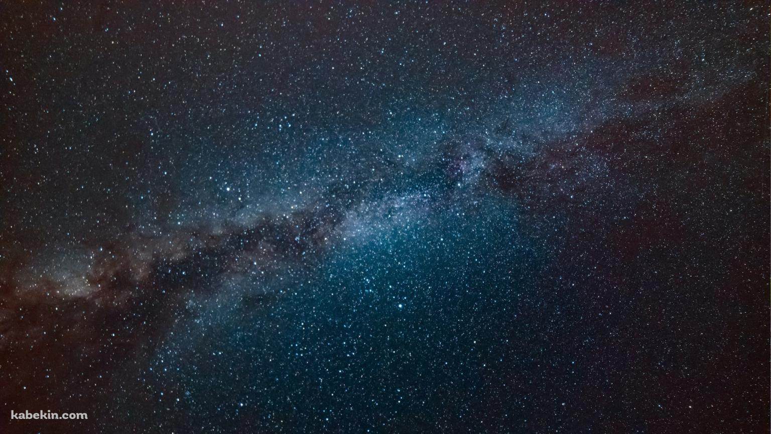 細かな星空 / 銀河 / 天の川の壁紙(1536px x 864px) 高画質 PC・デスクトップ用